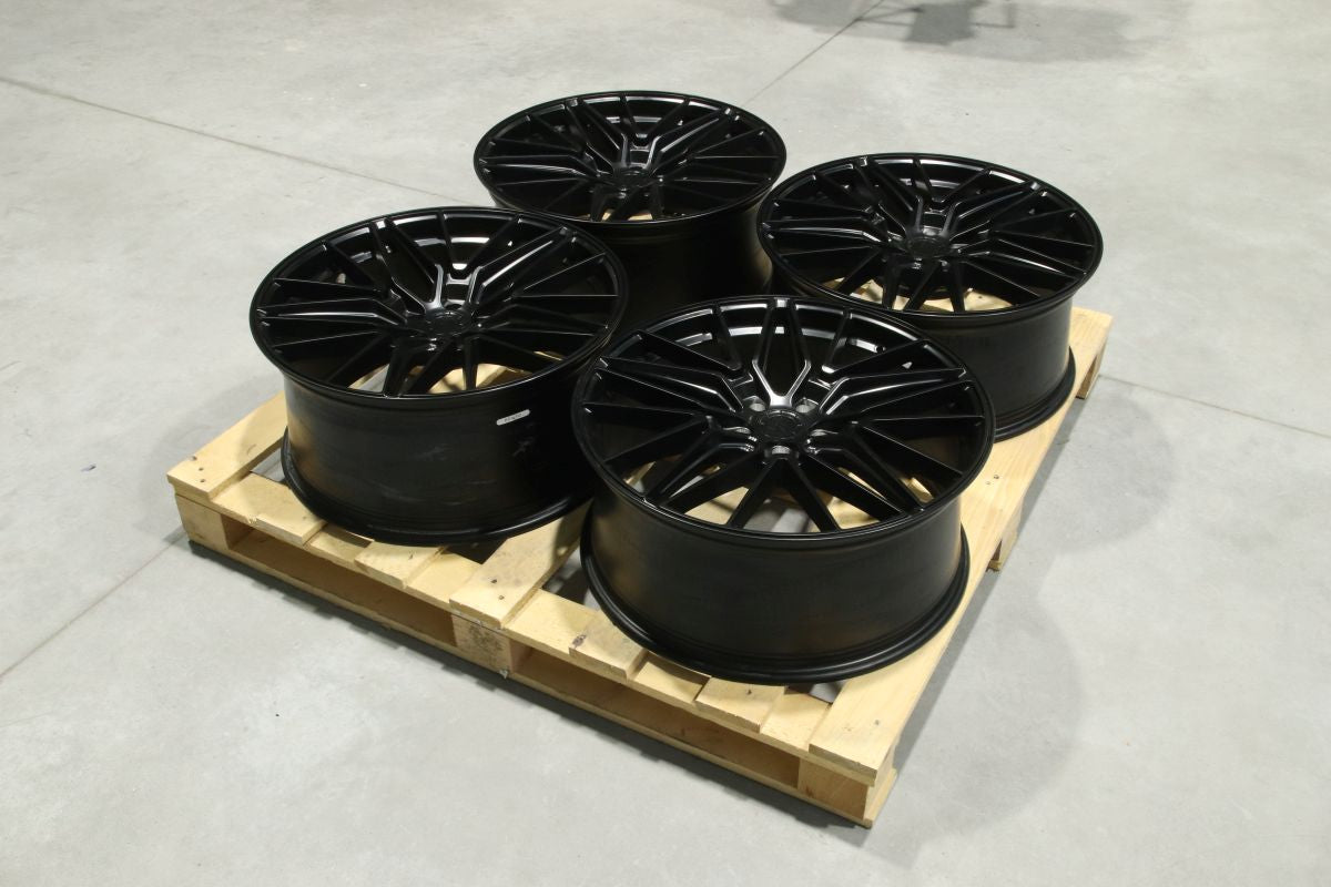 JR Wheels SET-JR#324 Set of JR38 21x9 + 21x9,5 ET35 5x112 Matt Black