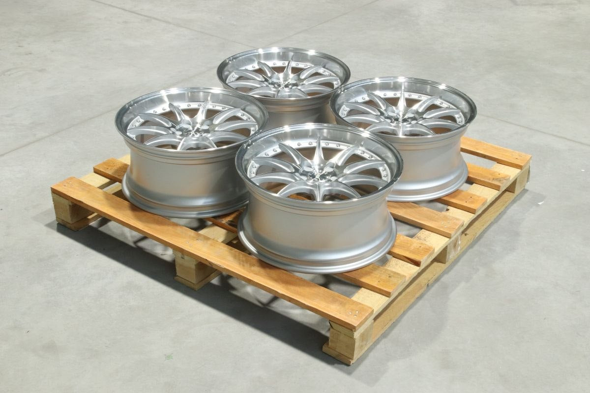 JR Wheels SET-JR#433 Set of JR41 18x8,5 ET15-35 BLANK Silver Machined Face