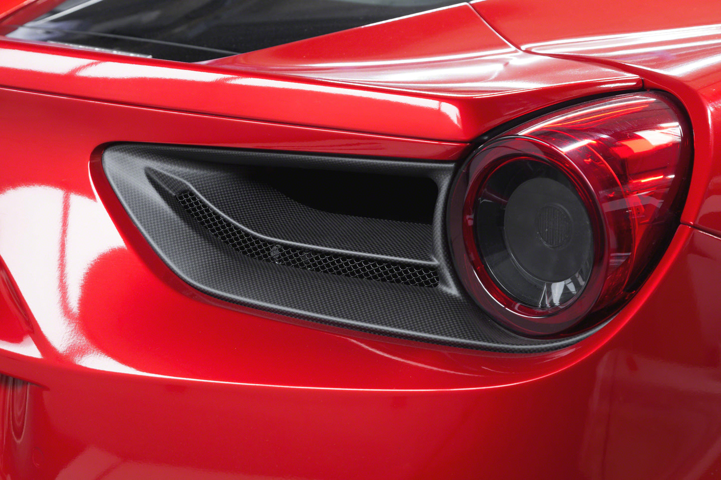 Capristo 03FE08710001LM Ferrari 488 Carbon Tail Light Covers (Matte)