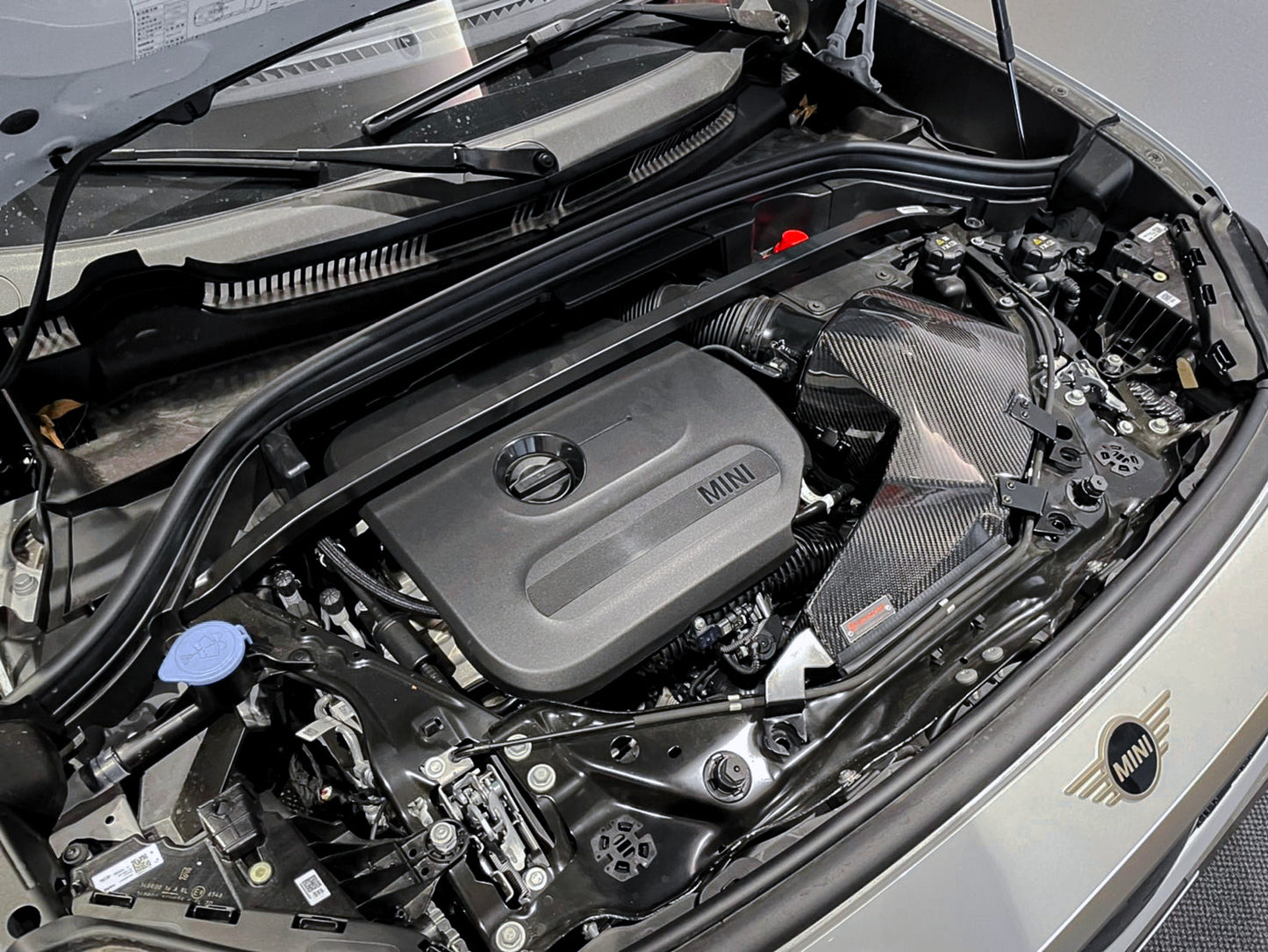 Armaspeed ARMABMX211-1 Mini Countryman U25 Carbon Fiber Cold Air Intake