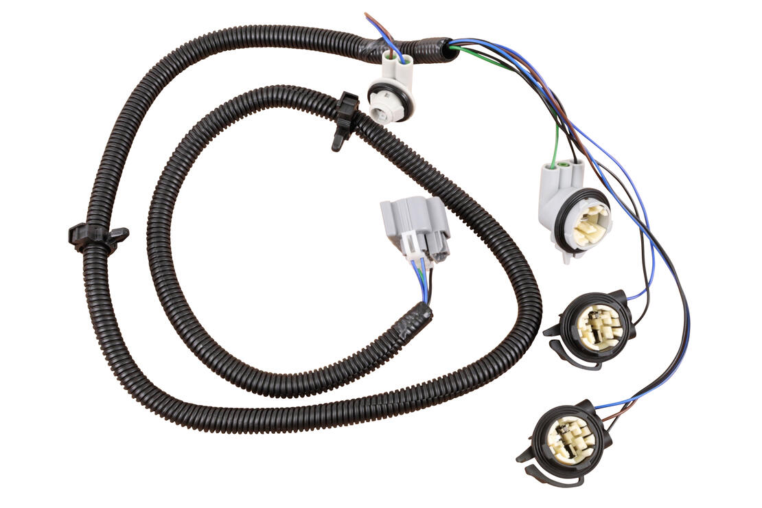 VEMO V51-83-0001 Cable Repair Kit, Rear Light | ML Performance Car Parts