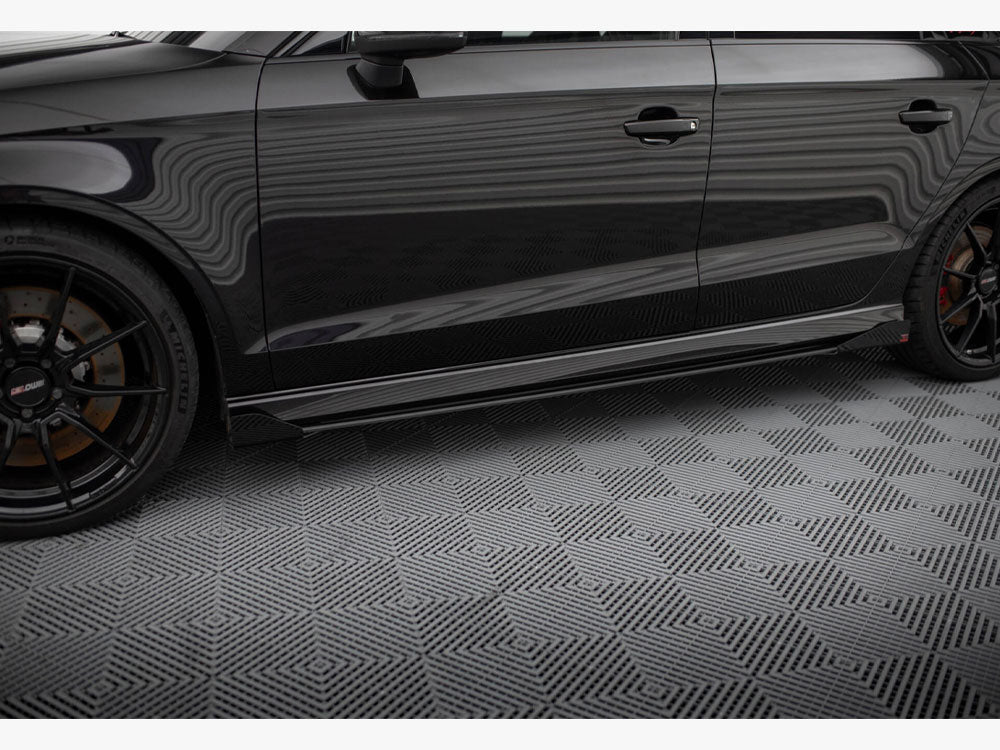 Maxton Design Street Pro Side Skirts Diffusers V.1 + Flaps Audi RS3 Sedan 8V Facelift