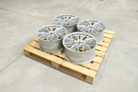 JR Wheels SET-JR#256 Set of JR28 18x7,5 ET30 + ET35 5x100 Gloss Silver