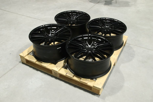 JR Wheels SET-JR#324 Set of JR38 21x9 + 21x9,5 ET35 5x112 Matt Black