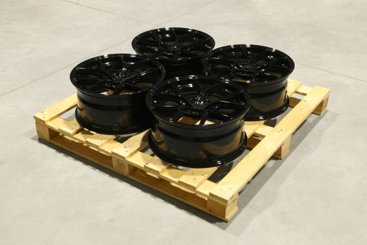 JR Wheels SET-JR#340 Set of SL01 18x8 ET40 5x114,3 Gloss Black