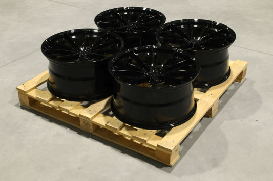 JR Wheels SET-JR#358 Set of JR37 20x10 ET45 5x120 Gloss Black