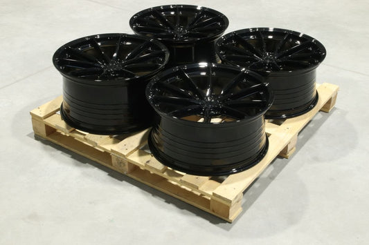 JR Wheels SET-JR#365 Set of JR37 21x9,5 + 21x10,5 ET35 5x112 Gloss Black