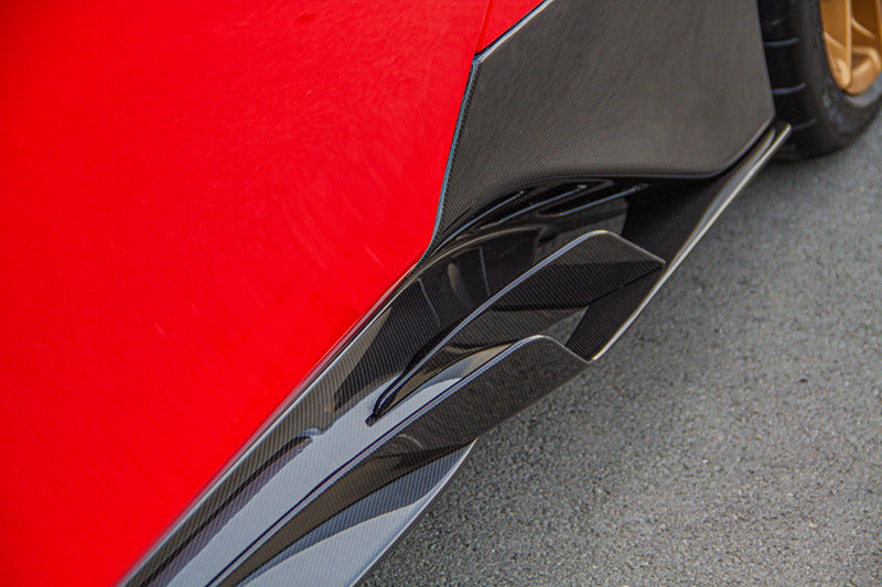 Capristo 03FE08710045LG Ferrari 488/F8 Side Skirts (WITH Wings) 