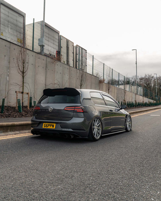 Zaero ZD-7.5-DIF VW GOLF R MK7.5 EVO-1 GLOSS BLACK REAR DIFFUSER