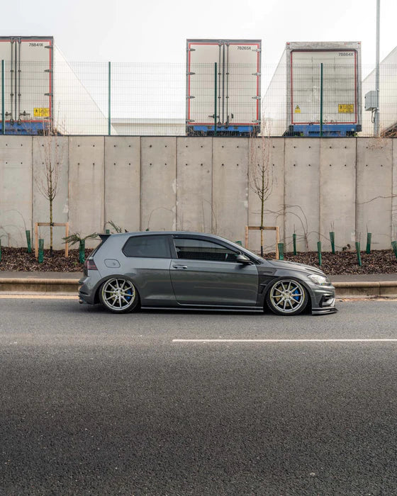 Zaero ZA-VG7.5-R-BK VW GOLF R MK7.5 GLOSS BLACK BODY KIT