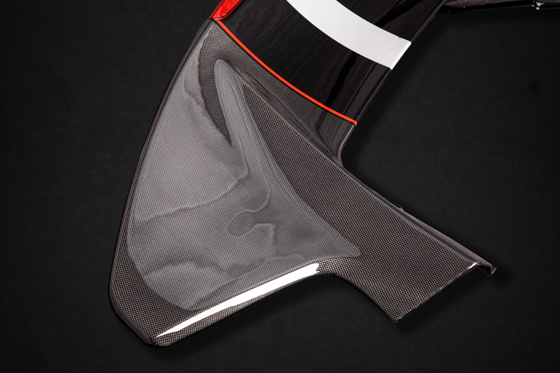 Capristo 03FE08710048LG Ferrari 488 Pista (Coupe) Carbon Fiber Rear Wing 