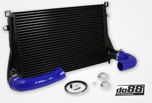 DO88 ICM-300-B AUDI SEAT SKODA VW 1.8 / 2.0 TSI (MQB) Intercooler, blue hoses