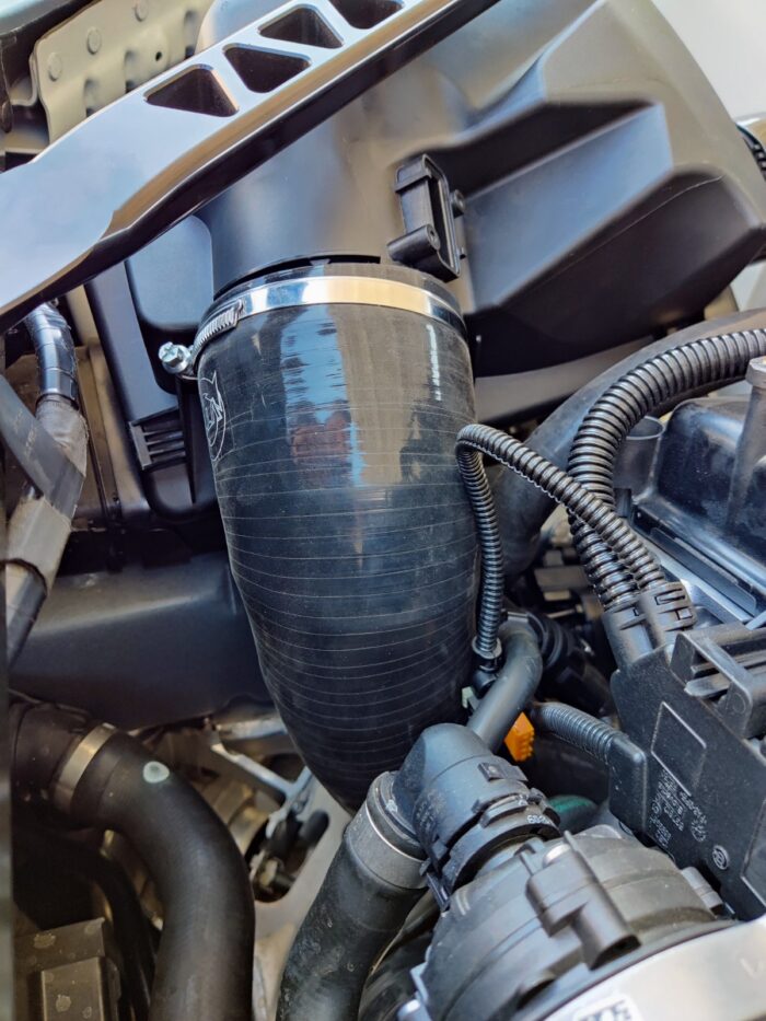 VTT-SUPRA-INTAKE A90/91 Supra Modular Silicone Intake System