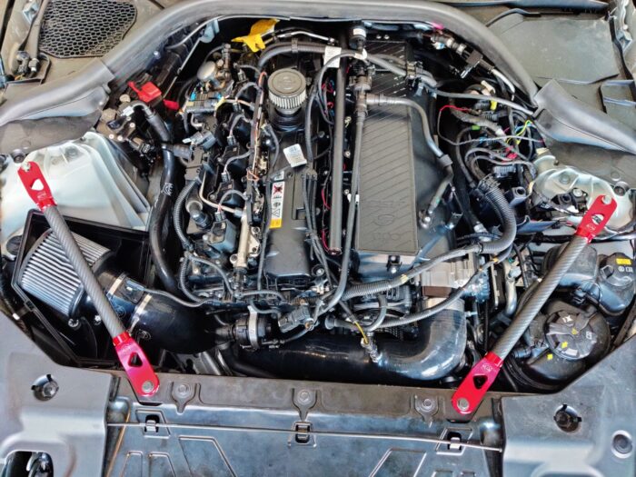 VTT-G2X-CAR-STRUT BMW G2X Carbon Fiber Strut Braces