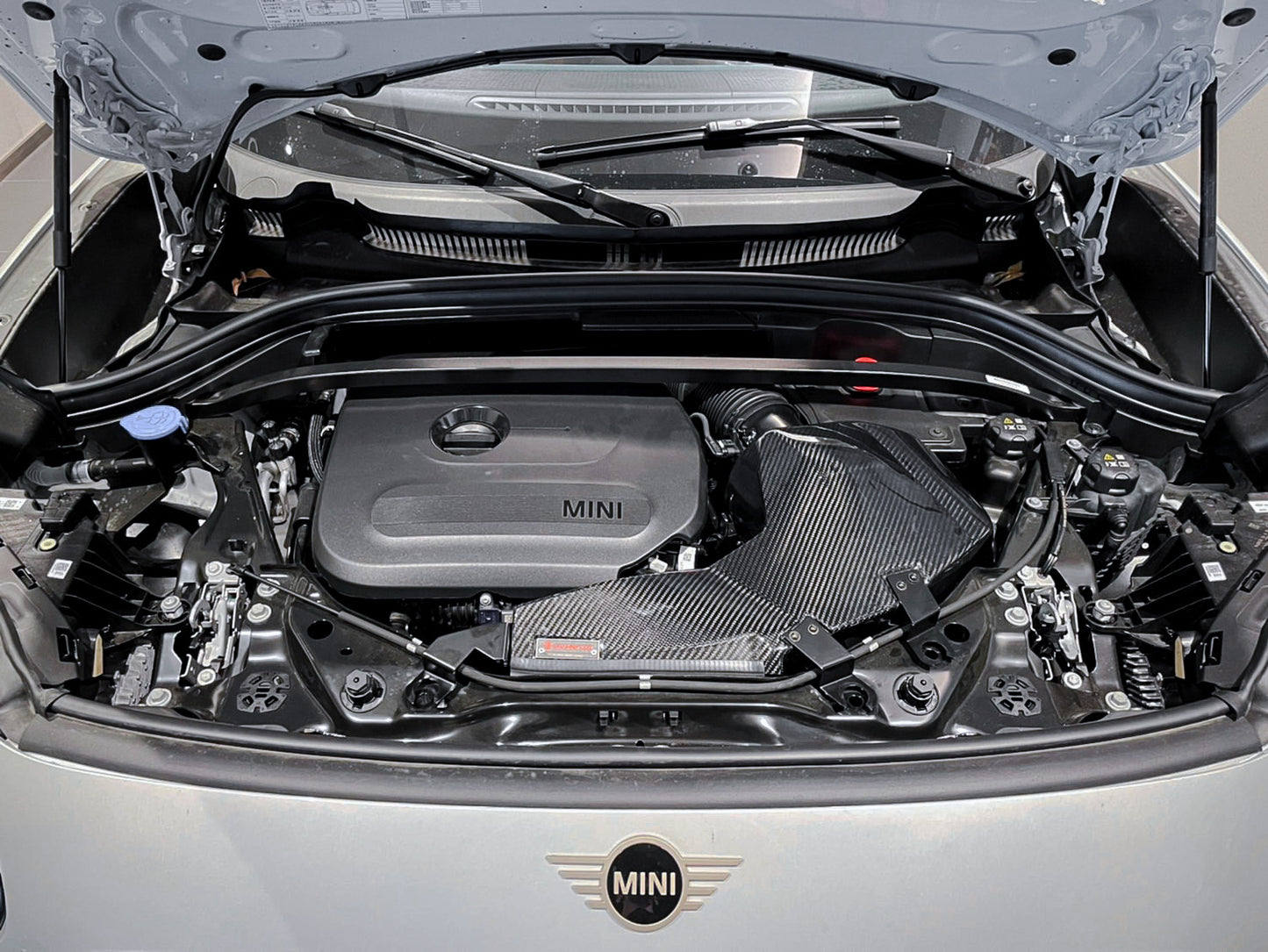 Armaspeed ARMABMX211-1 Mini Countryman U25 Carbon Fiber Cold Air Intake