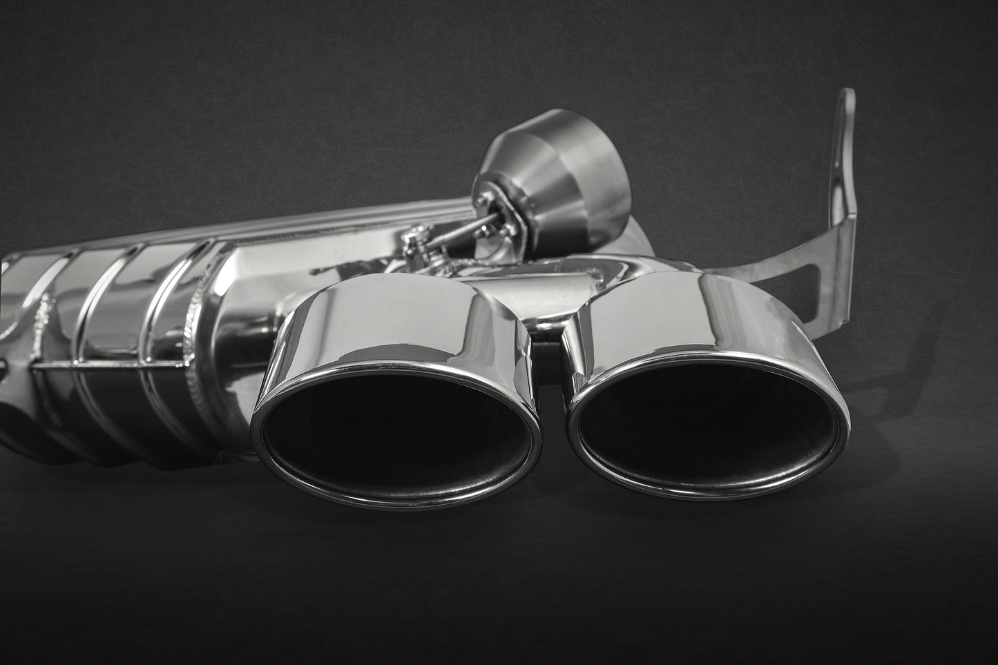 Capristo 02MB07503005 Mercedes AMG ML63(W164) Valved Exhaust with Stainless Tips (CES3) 