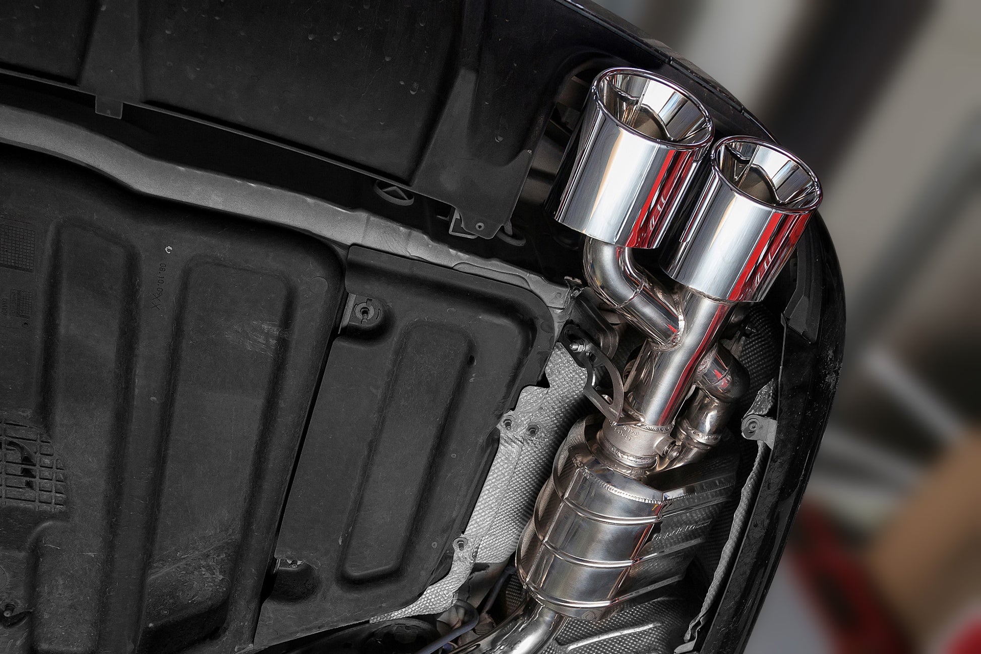 Capristo 02MB02003015 Mercedes AMG C63 (W204) Black Series Valved Exhaust with Middle Silencer Pipes (CES3) 