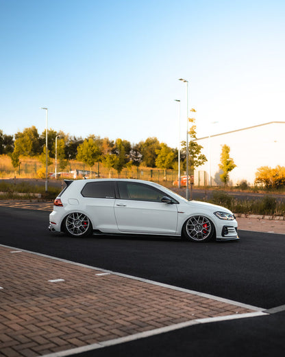 Zaero ZA-GOLF-75-SW VW GOLF, GOLF GTI & GOLF R MK7 / MK7.5 EVO-1 GLOSS BLACK SIDE SKIRTS