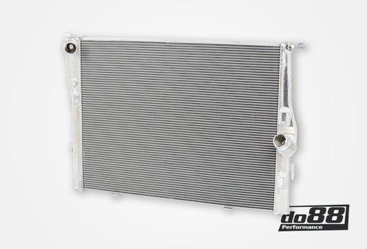 DO88 WC-190 BMW M3 E90 E92 Radiator Aluminum