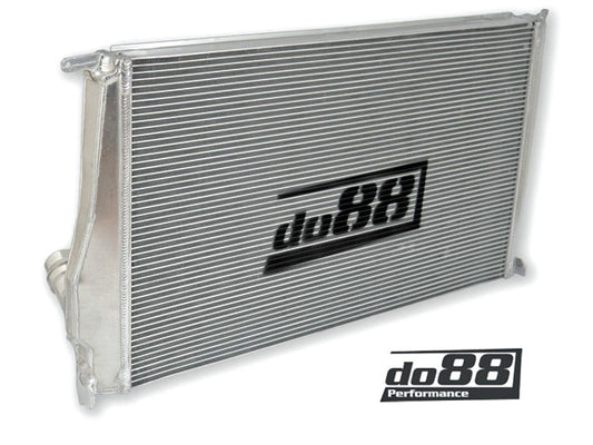 DO88 DO88WC-390 BMW 135i 335i 35i E82,88,89 & E9X (N54, N55) MANUAL p7-q3- Radiator