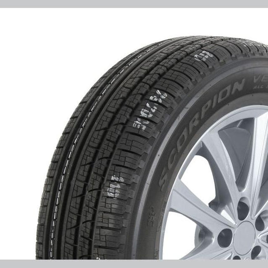 PIRELLI 25550R19LTPI107HSVAS Suv/4X4 Summer Tyrecc72.0 Db
