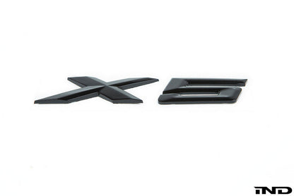 IND E70 X5 Painted Trunk Emblem