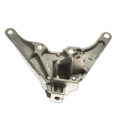 downloaded_images\genuine-ford-1344688-transmission-gearbox-support-mount-1-1Xu-ne-u1Dy6o4q_ABmVsWRfxjD1rshU9.jpg