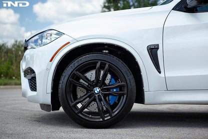 IND F85 X5M Carbon Side Grille Set