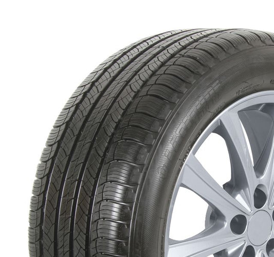MICHELIN 25555R19LTMI111WLTHP Suv/4X4 Summer Tyrebc71.0 Db