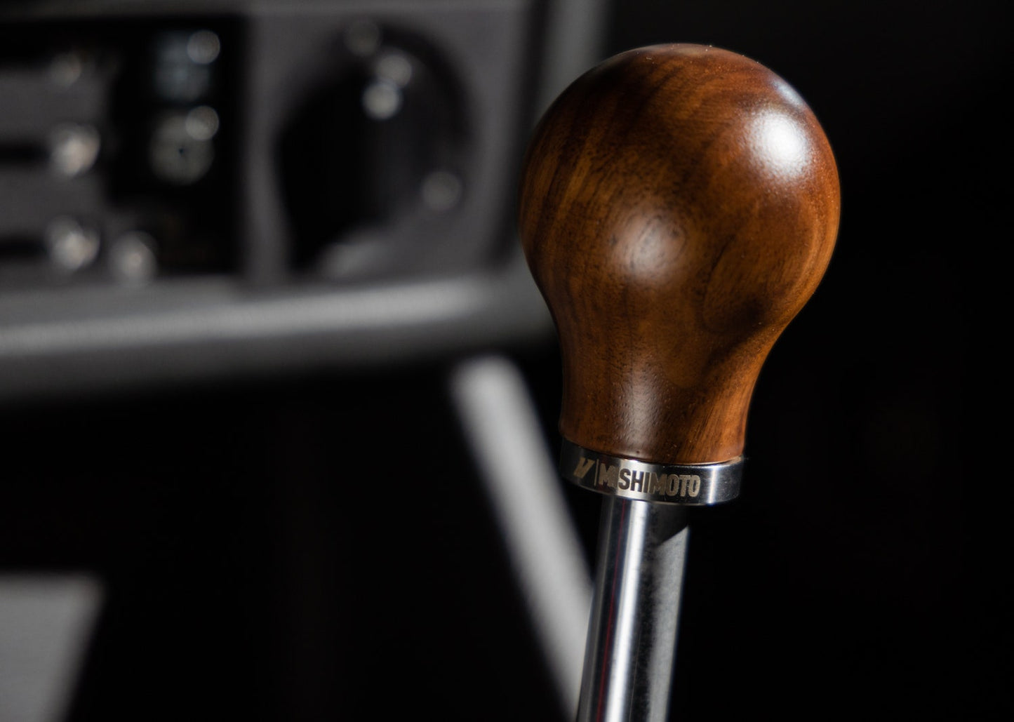 Mishimoto MMSK-WD-R Round Steel Core Wood Shift Knob