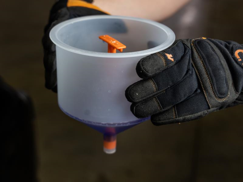 Mishimoto MMTL-NSF-15 No-Spill Coolant Funnel Kit, 15 Piece