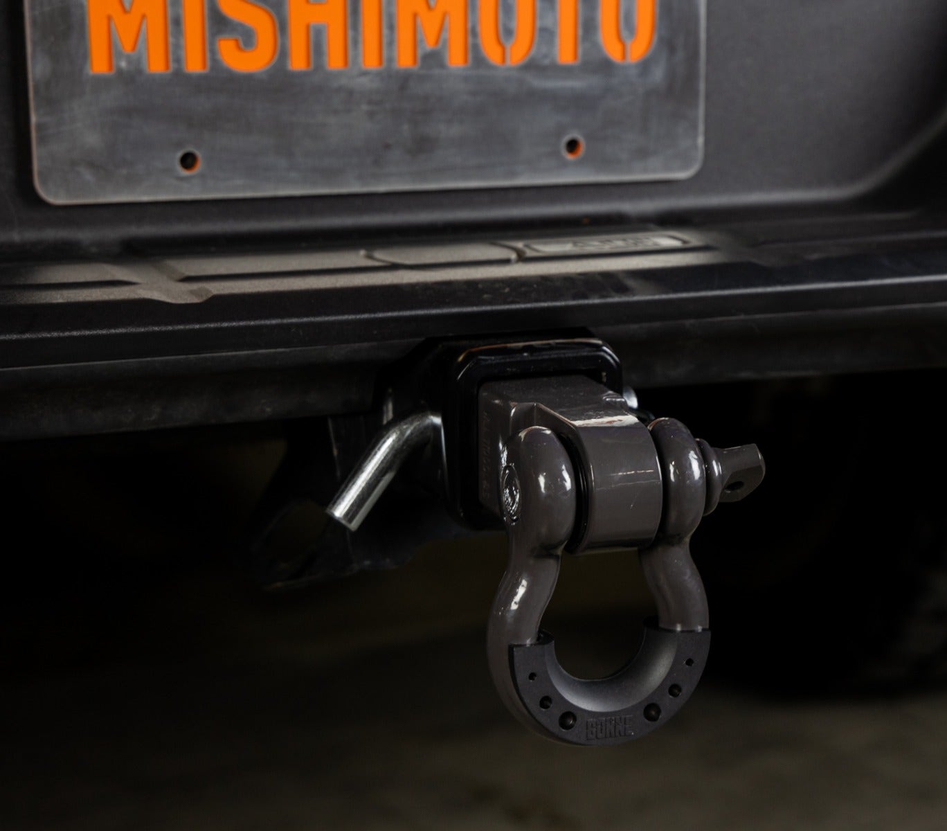 Mishimoto BNRS-BK Shackled 2-Inch Hitch Receiver