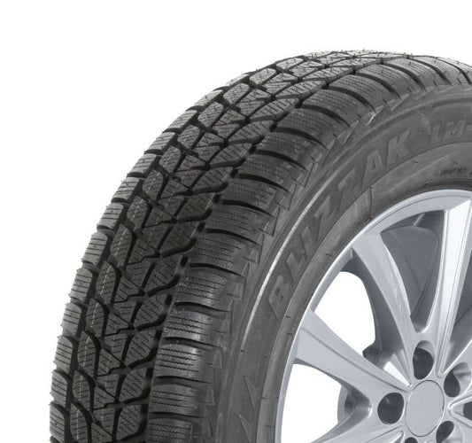 BRIDGESTONE 23560R17ZTBR102HLM25 Suv/4X4 Winter Tyreed72.0 Db