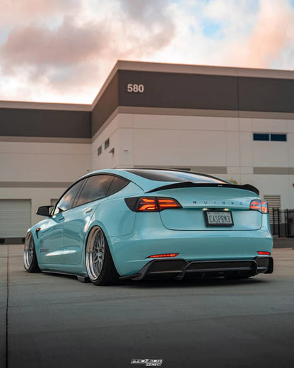 Adro A15A10-1302 TESLA MODEL 3 CARBON FIBRE V2 REAR DIFFUSER (2017+)