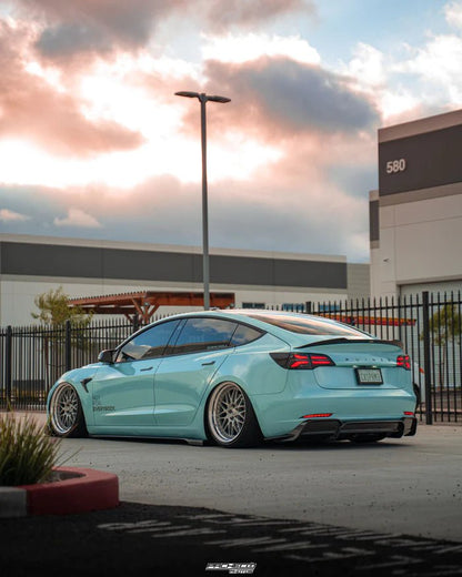 Adro A15A10-1502 TESLA MODEL 3 CARBON FIBRE V2 REAR SPOILER (2017+)