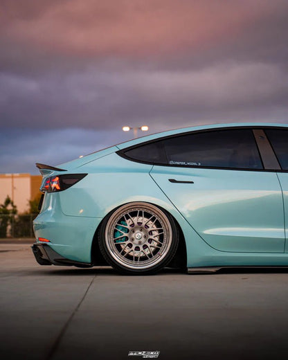 Adro A15A10-1502 TESLA MODEL 3 CARBON FIBRE V2 REAR SPOILER (2017+)