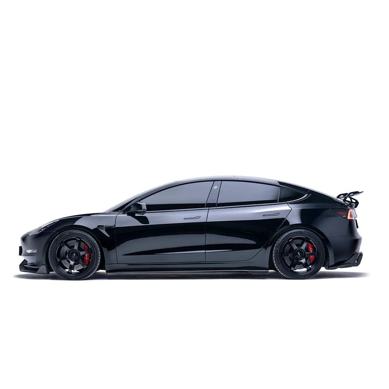Adro A15A10-1402 TESLA MODEL 3 CARBON FIBRE V2 SIDE SKIRTS (2017+)