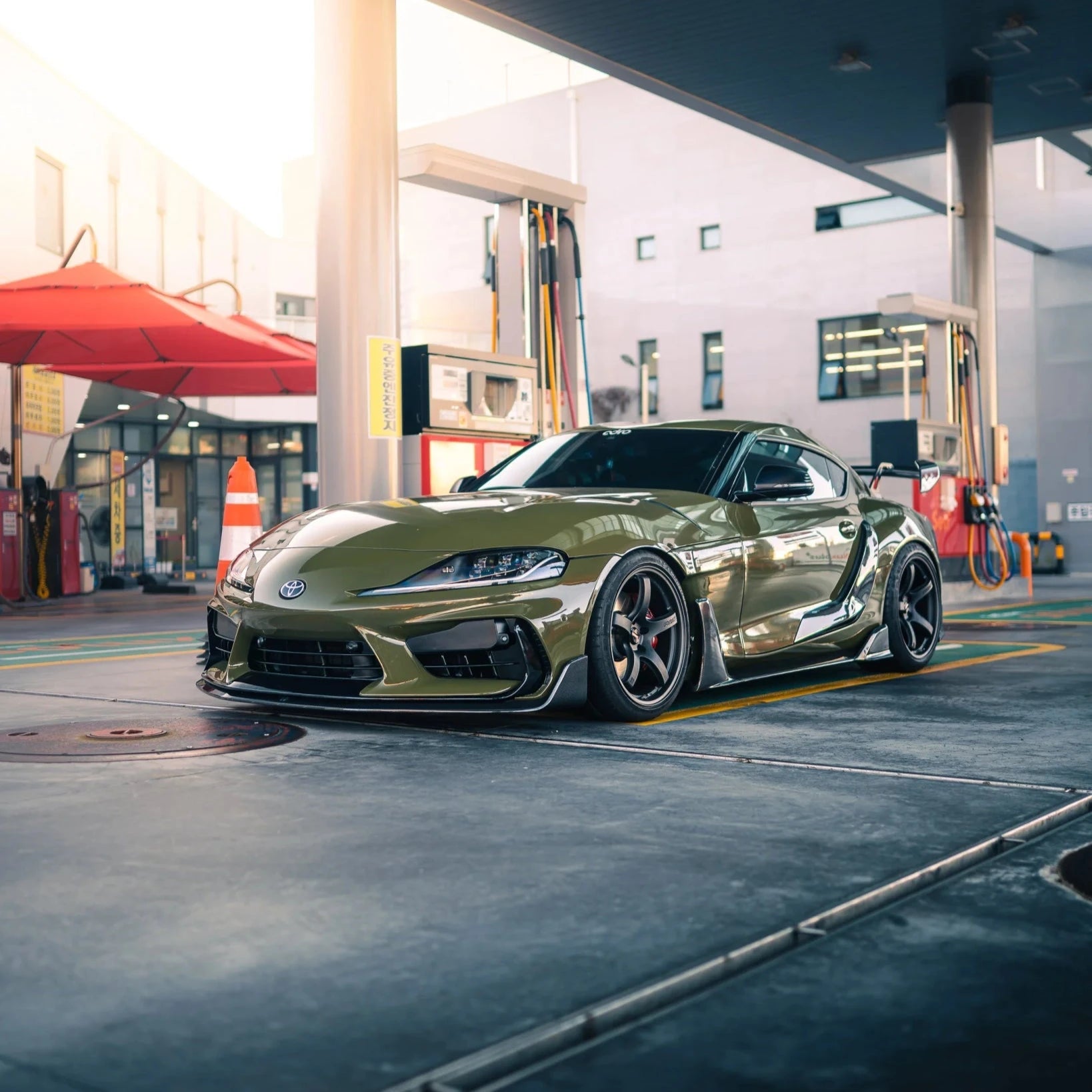 Adro A18A20-1402 TOYOTA GR SUPRA A90 MK5 CARBON FIBRE INTEGRATED FENDER PANEL SIDE SKIRTS V2 (2019+)