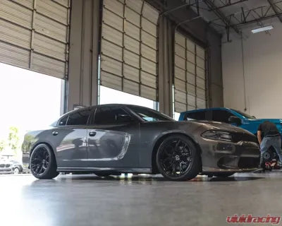 Vivid Racing VR-D05-2011-16-5115-GBLK VR Forged D05 Wheel Gloss Black 20x11 +16mm 5x115