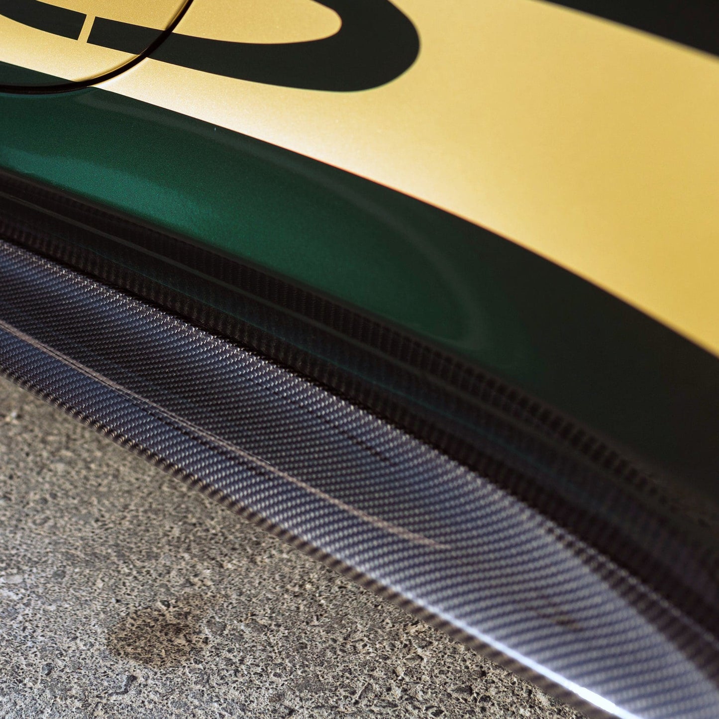 MANHART MH1911GT2004 CARBON SIDE SKIRTS FOR PORSCHE 911 (991) GT2 RS BY DB CARBON