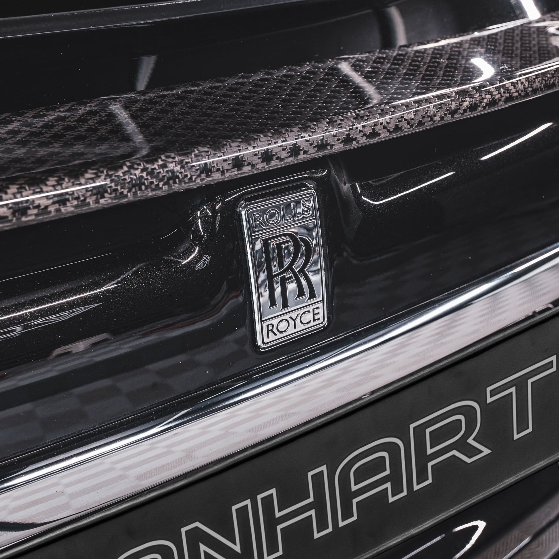 MANHART CARBON TRUNK SPOILER FOR ROLLS-ROYCE CULLINAN