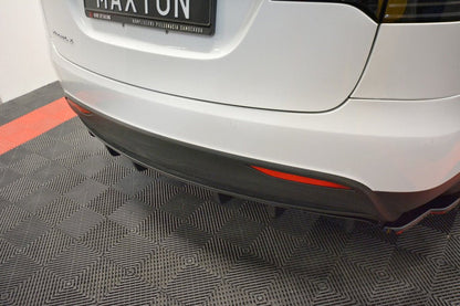 Maxton Design Tesla Model X Rear Valance