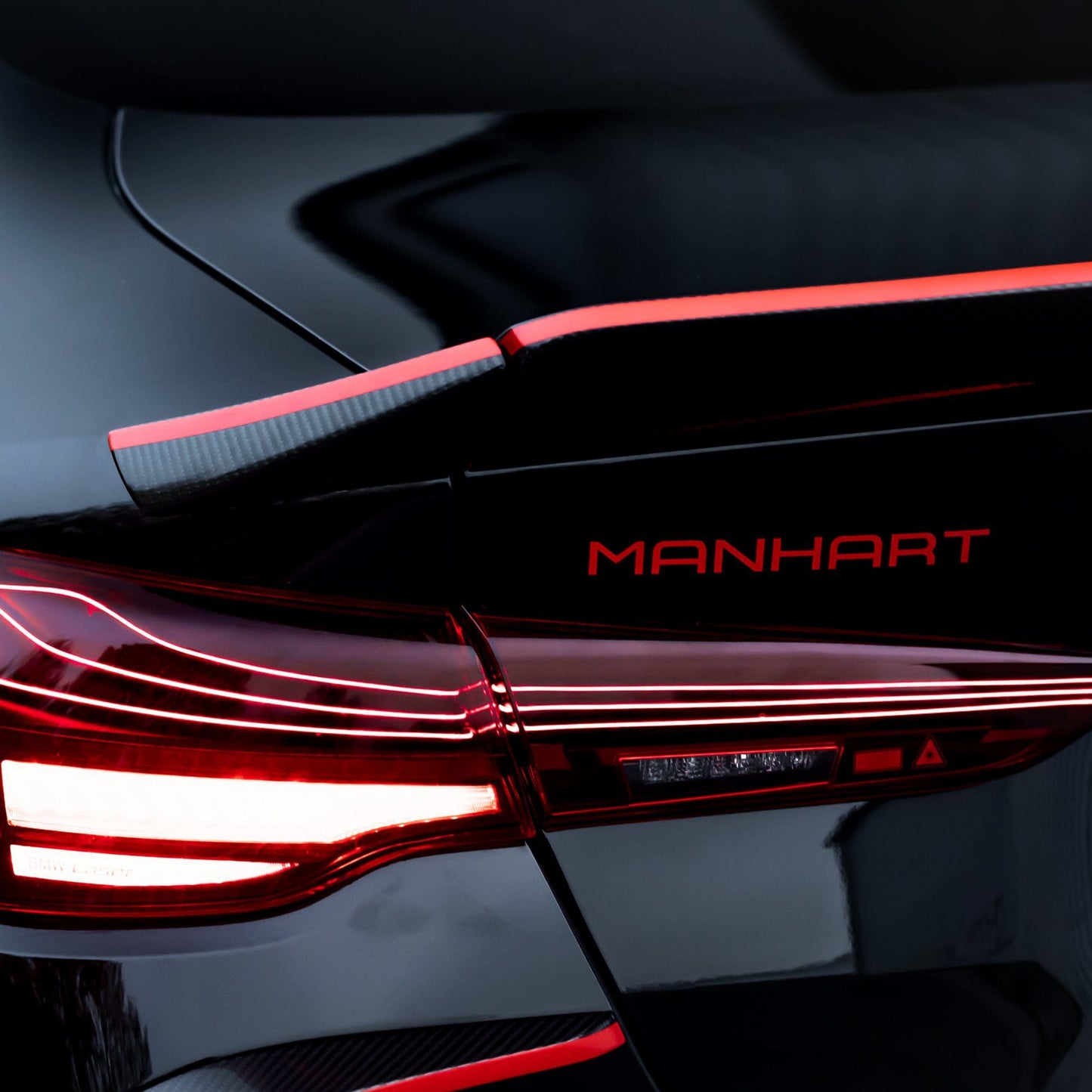 MANHART MH2G8011222 CARBON THREE-PIECE REAR SPOILER FOR BMW G8X M3 / M4 (COMPETITION / CSL)