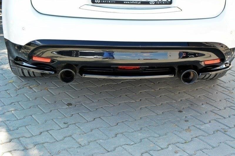Maxton Design Infiniti QX70 Central Rear Splitter