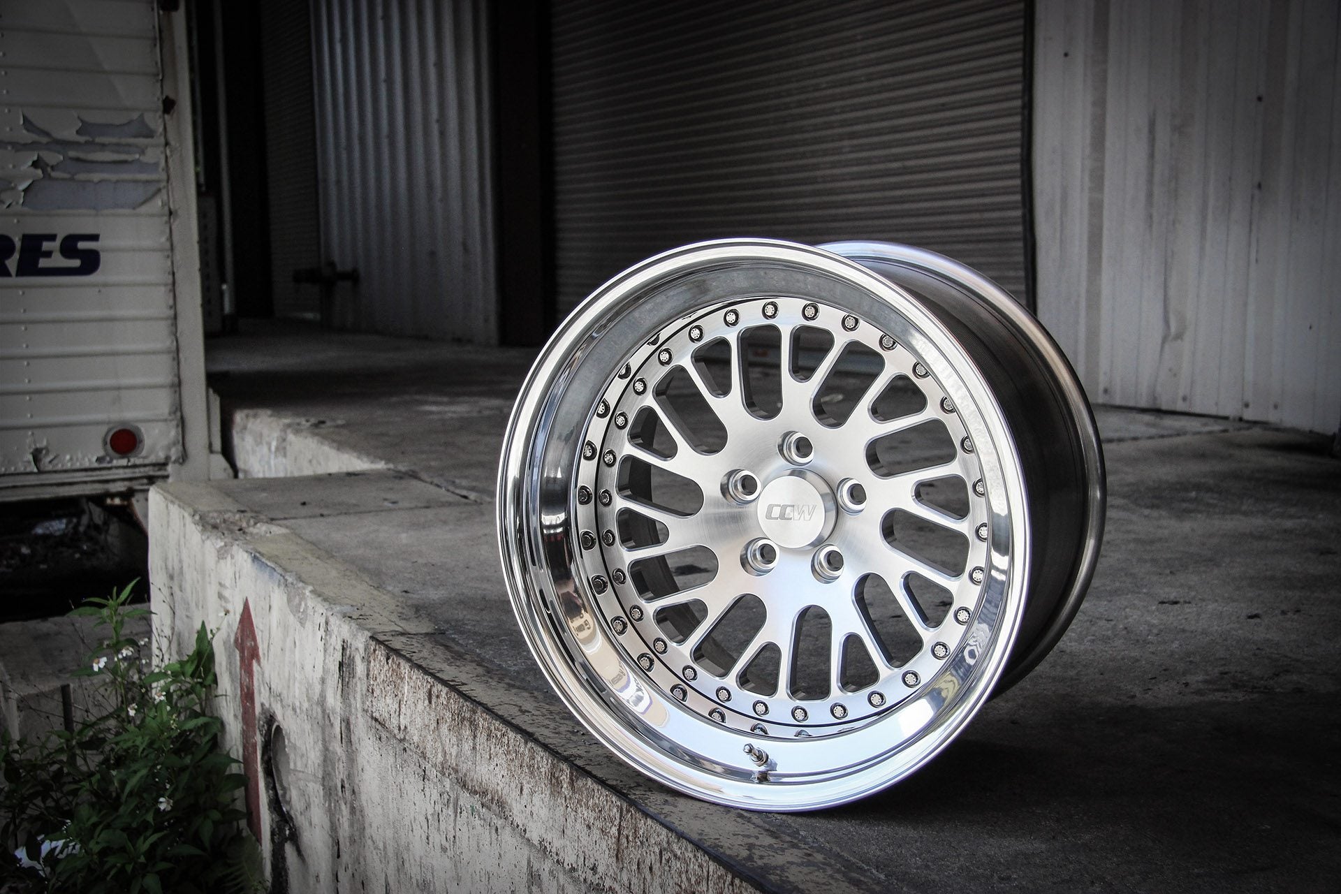 CCW Twisted Classic 3 Piece Modular Forged Wheel